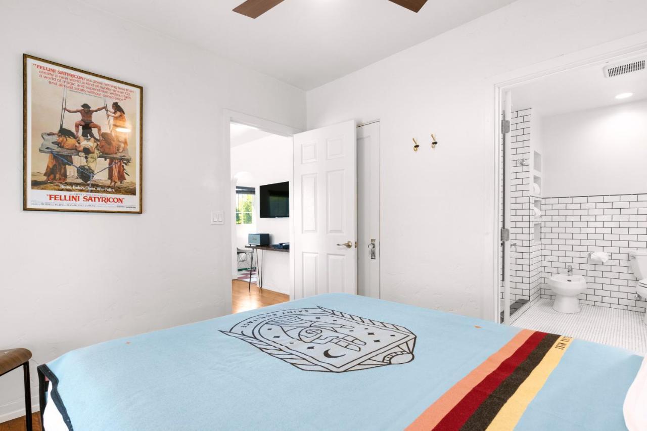 Saint Boniface Hotel Indio Εξωτερικό φωτογραφία